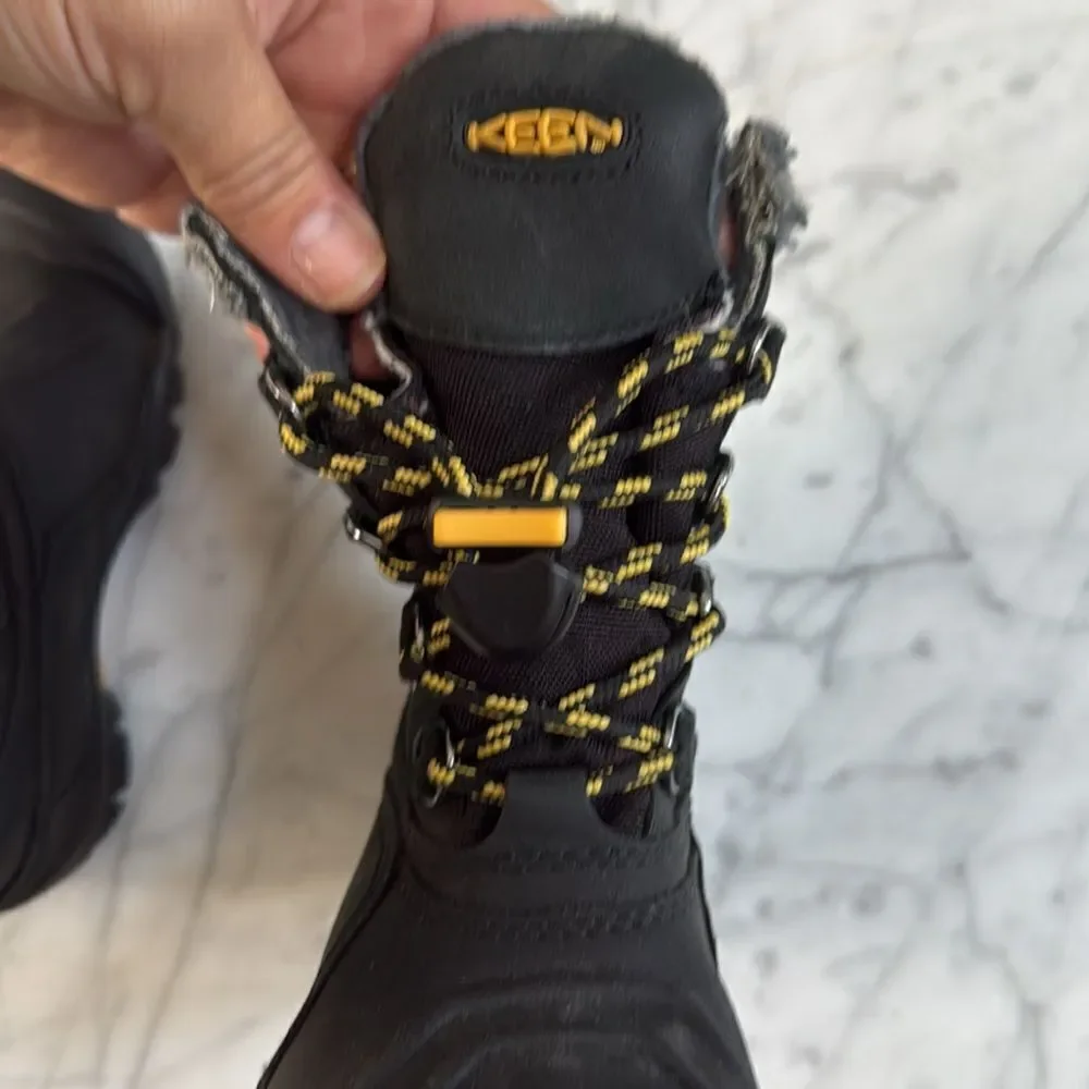 Keen Basin waterproof winter black leather boots lace up toddler Sz 9